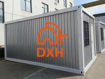 ¿Las casas contenedores necesitan una base?